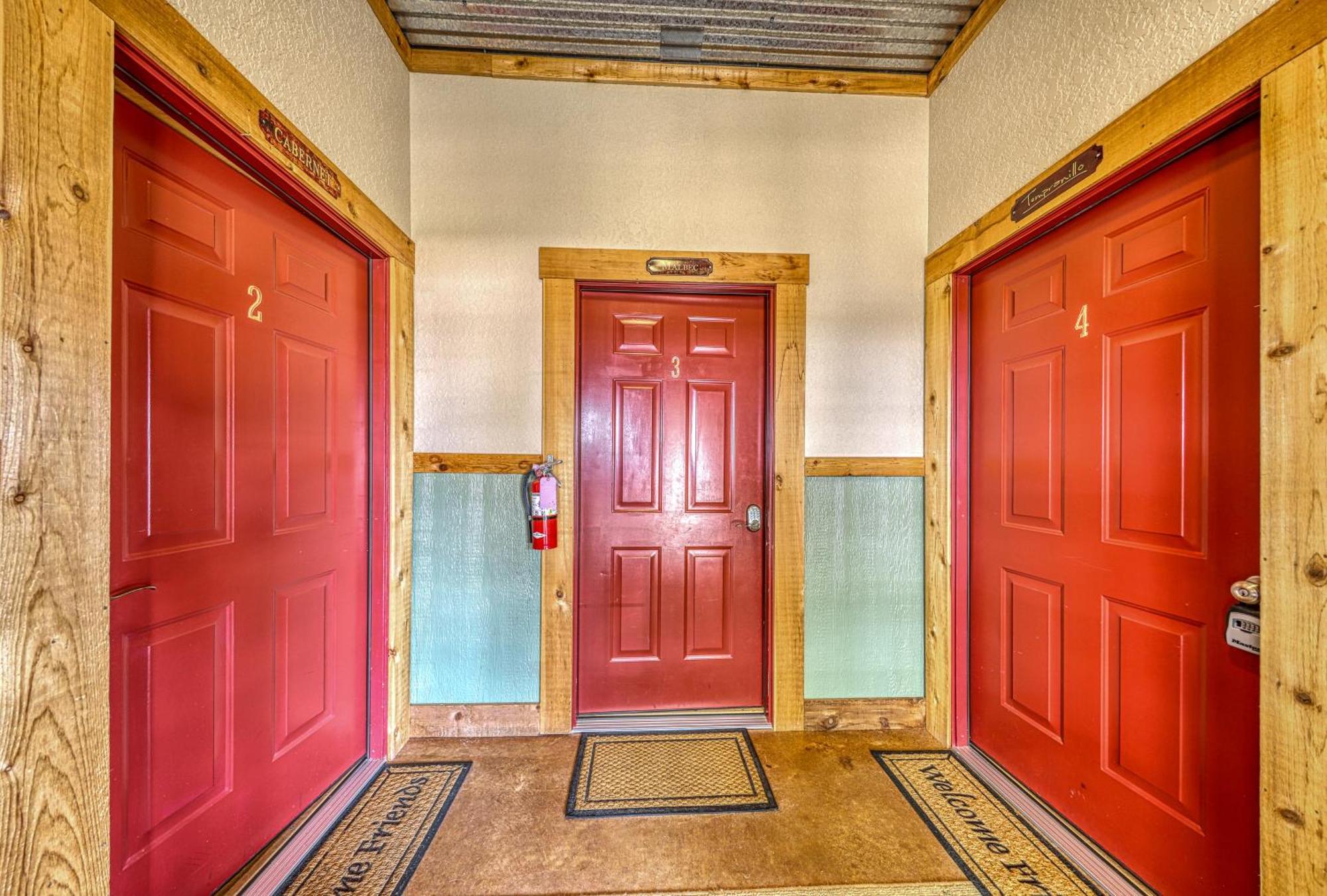 Historic Rocky Hill Apartment Fredericksburg Cameră foto